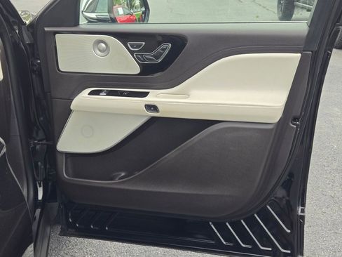 Certified 2020 Lincoln Aviator Black Label w/ Dynamic Handling Package image 4