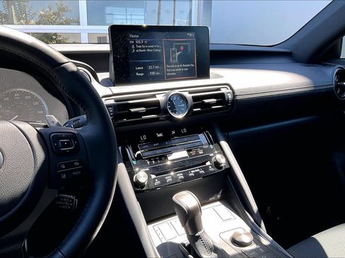 Used 2025 Lexus IS 300 F Sport RWD image 6