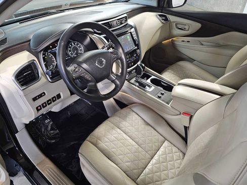 Used 2019 Nissan Murano Platinum AWD/4WD image 2