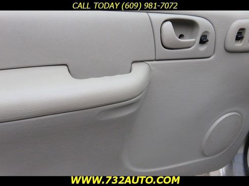 Used 2005 Dodge Grand Caravan SE w/ Popular Equipment Group I image 37