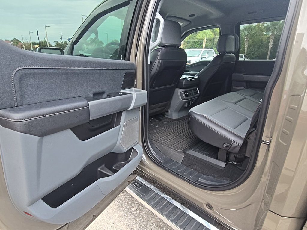 Used 2025 Ford F150 Lariat w/ Equipment Group 502A High AWD/4WD image 11