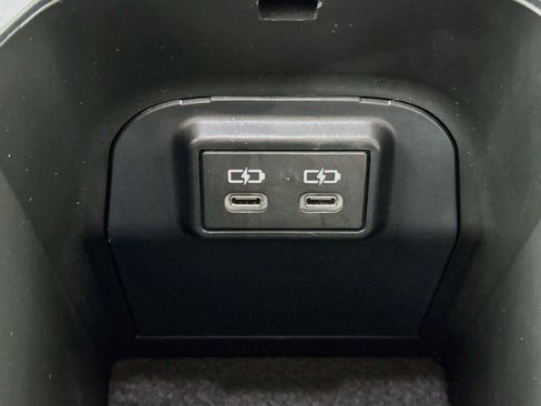 Certified 2025 Toyota RAV4 LE AWD/4WD image 32
