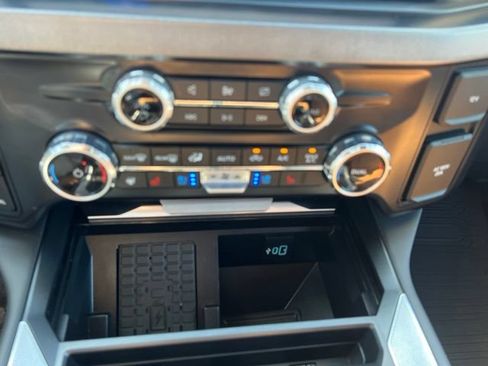 Used 2024 Ford F350 Platinum AWD/4WD image 22