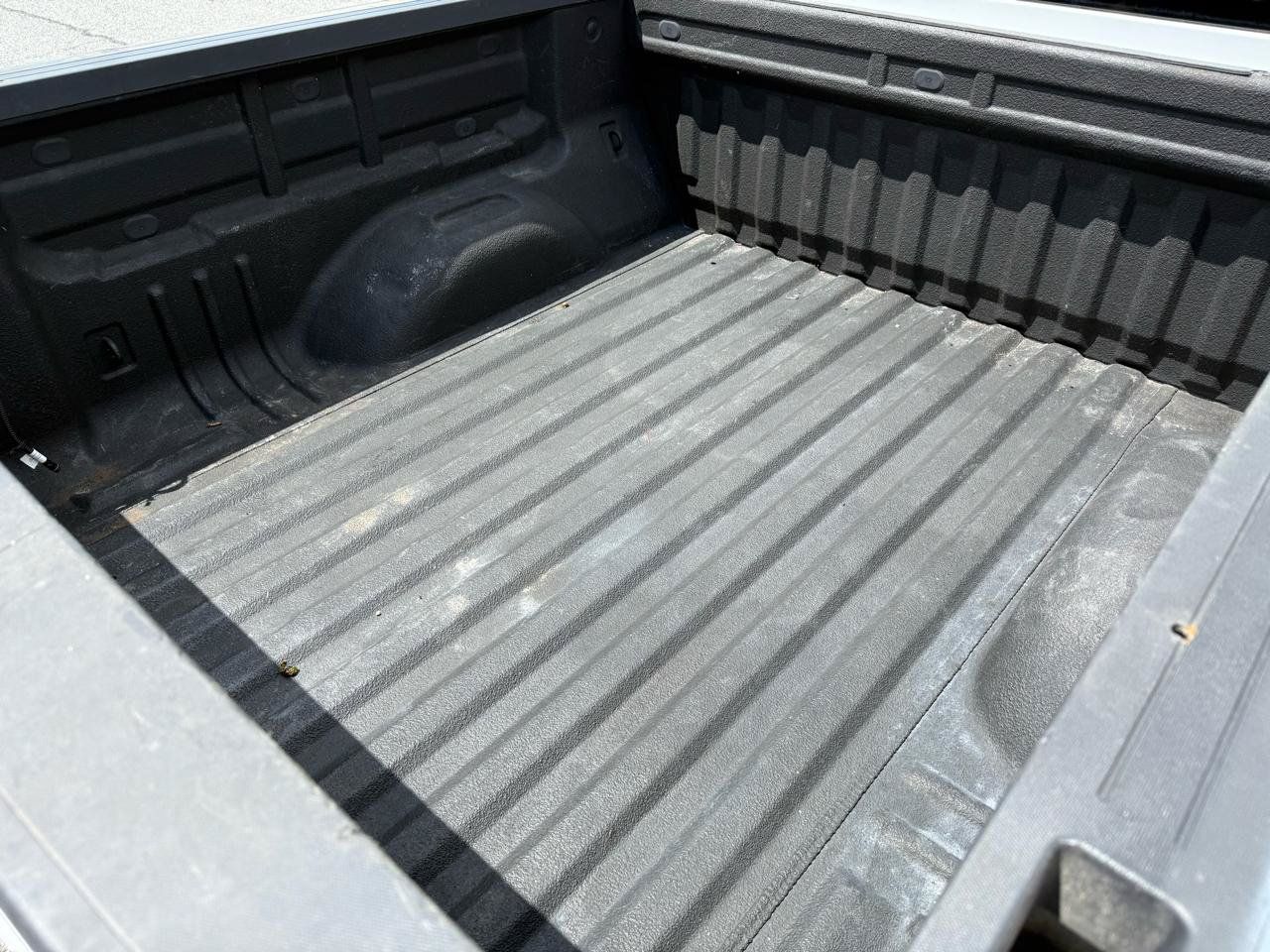 Used 2022 Chevrolet Colorado W/T RWD image 7