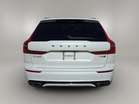Used 2018 Volvo XC60 T5 R-Design w/ Protection Package AWD/4WD image 7