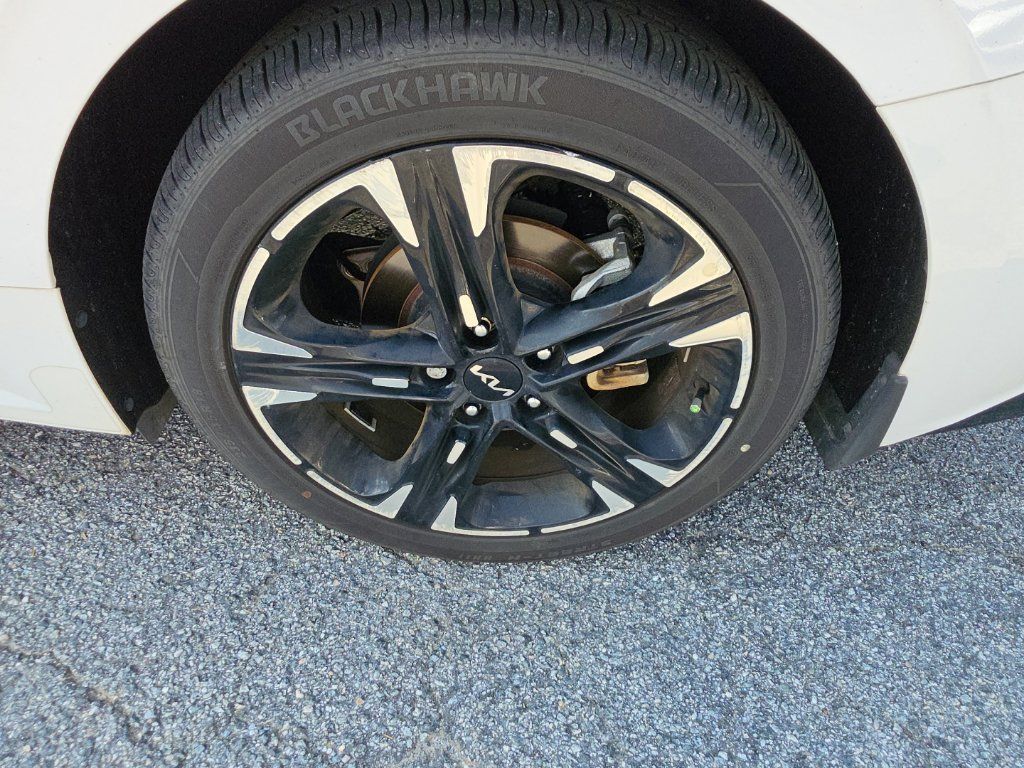 Used 2022 Kia K5 GT-Line w/ GT-Line FWD Premium Package image 10