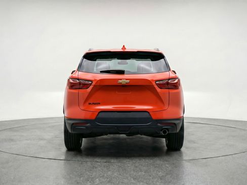 Used 2025 Chevrolet Blazer LT image 7