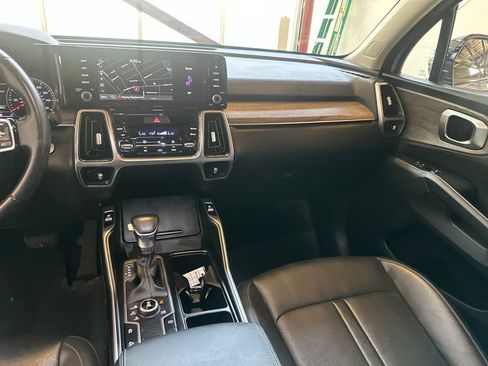 Used 2022 Kia Sorento S w/ Panoramic Sunroof Package AWD/4WD image 26