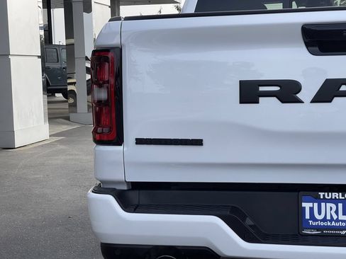 New 2026 RAM 1500 Big Horn AWD/4WD image 8