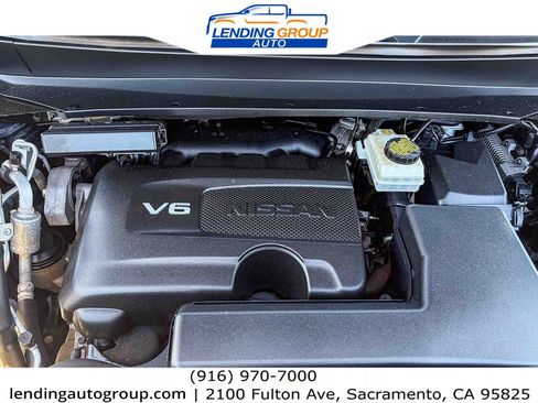 Used 2019 Nissan Pathfinder SL FWD image 26