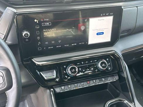 Used 2024 GMC Sierra 2500 AT4 w/ AT4 Premium Plus Package image 11