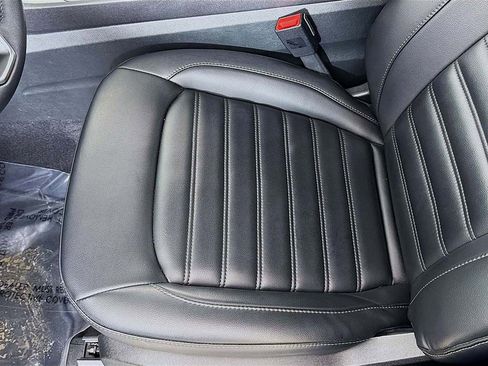 Used 2024 Ford Edge SEL w/ Convenience Package image 21