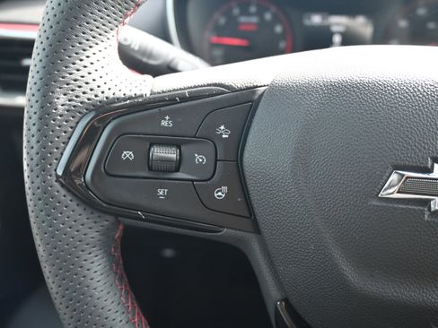 Used 2023 Chevrolet TrailBlazer RS image 19