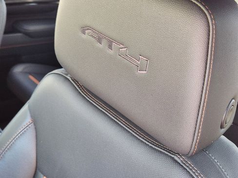 Certified 2025 GMC Sierra 2500 AT4 w/ AT4 Premium Plus Package image 15