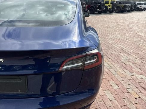 Used 2023 Tesla Model 3 Standard Range RWD image 11