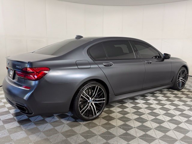 Used 2018 BMW 750i RWD image 8