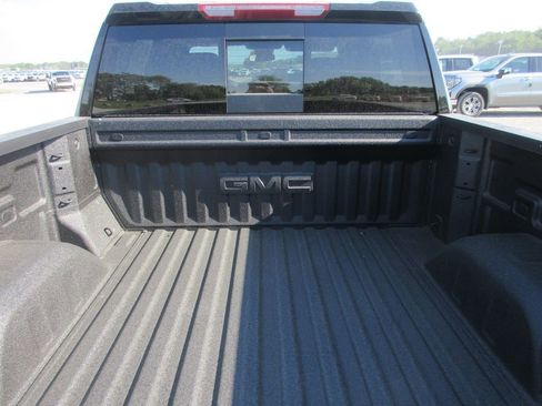 New 2026 GMC Sierra 1500 Elevation w/ Elevation Premium Package AWD/4WD image 6