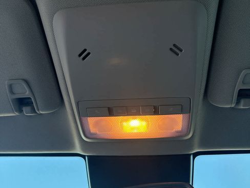 Used 2022 Buick Encore Preferred w/ Safety Package image 25