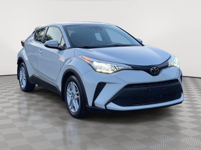 Used 2021 Toyota C-HR LE FWD image 4