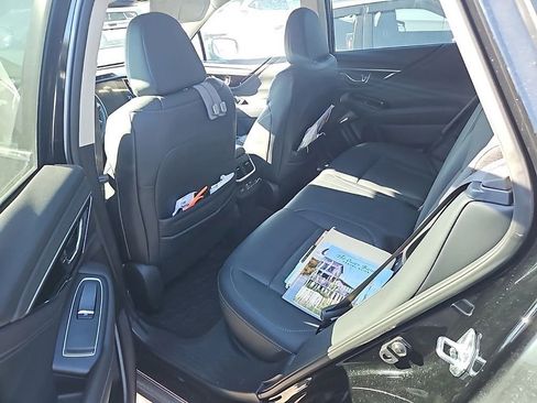 Used 2023 Subaru Outback Limited XT image 4