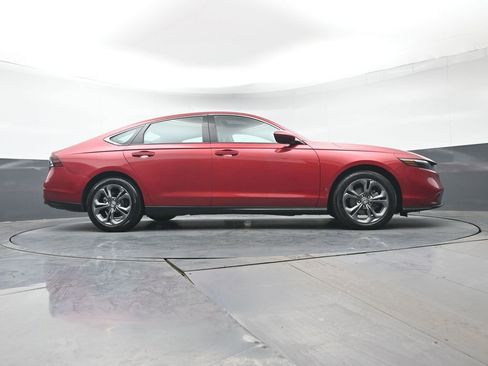 Certified 2023 Honda Accord EX image 38