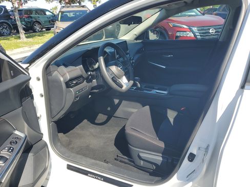 Certified 2024 Nissan Sentra SR image 11