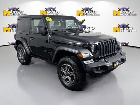 Used 2021 Jeep Wrangler Sport AWD/4WD image 3