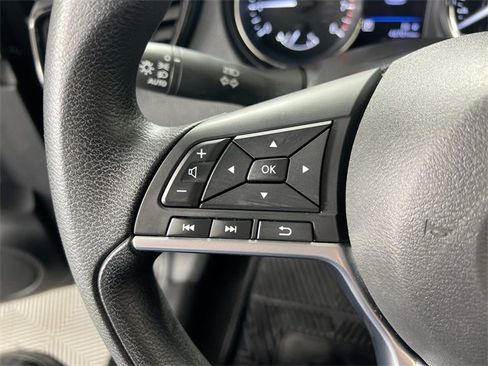Used 2019 Nissan Rogue Sport SV image 19