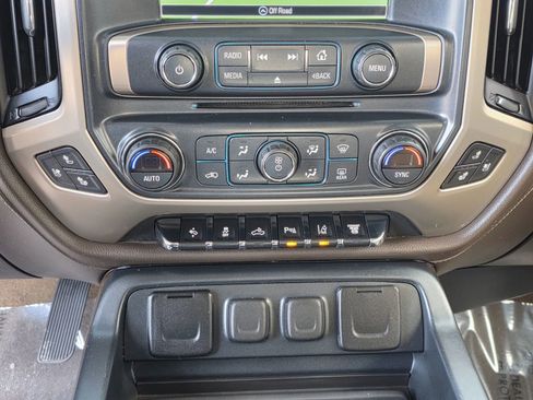 Used 2017 GMC Sierra 3500 Denali w/ Duramax Plus Package image 16