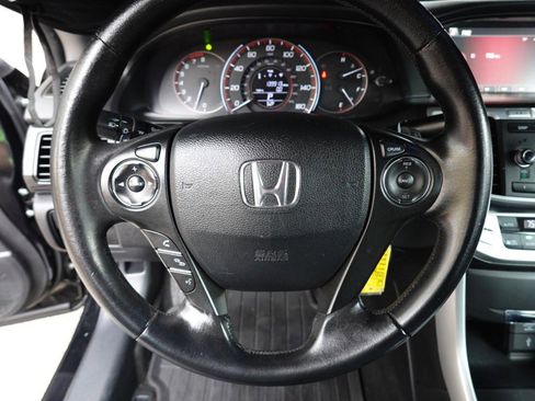 Used 2013 Honda Accord Sport image 12