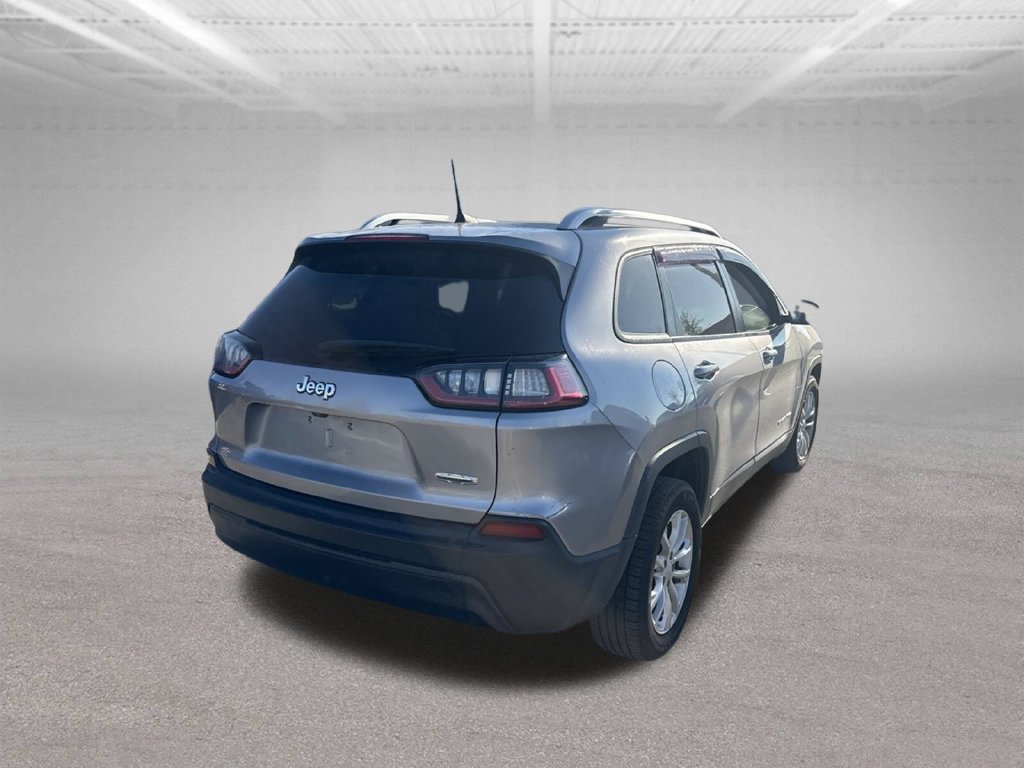 Used 2020 Jeep Cherokee Latitude FWD image 9