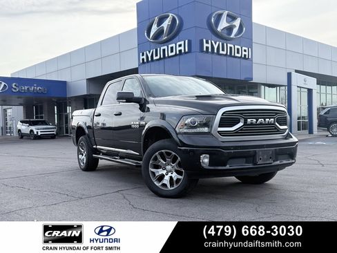 Used 2018 RAM 1500 Limited image 1