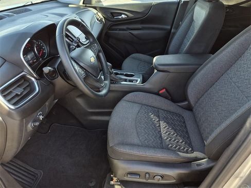 Certified 2024 Chevrolet Equinox LT w/ LPO, Floor Liner Package image 26