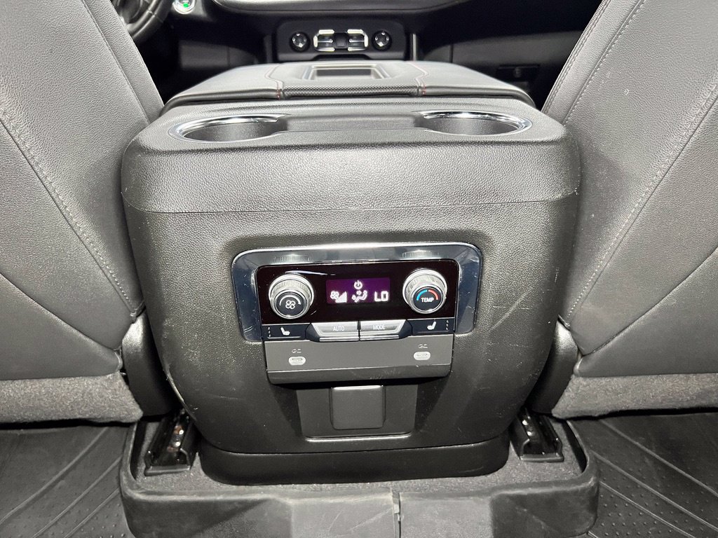 Used 2024 Chevrolet Suburban RST w/ Luxury Package AWD/4WD image 23