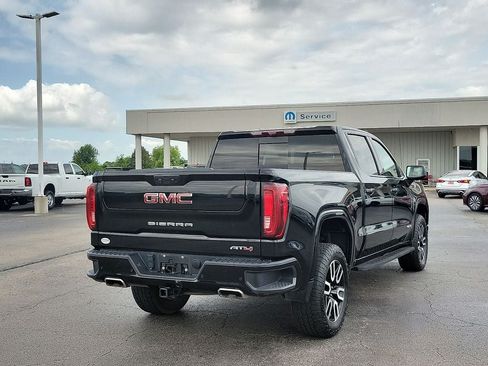 Used 2023 GMC Sierra 1500 AT4 w/ AT4 Premium Package AWD/4WD image 5