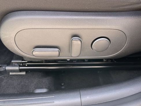 Used 2024 Hyundai Kona SEL AWD/4WD image 12