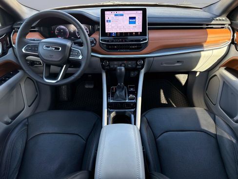 Used 2023 Jeep Compass Limited w/ Elite Group image 18