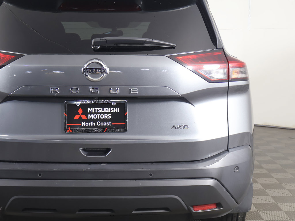 Used 2021 Nissan Rogue S AWD/4WD image 14