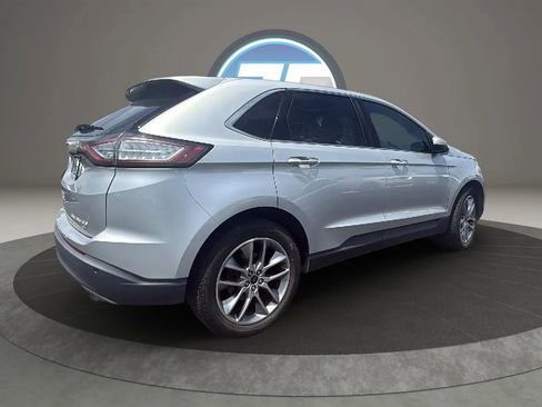 Used 2015 Ford Edge Titanium w/ Equipment Group 301A FWD image 4