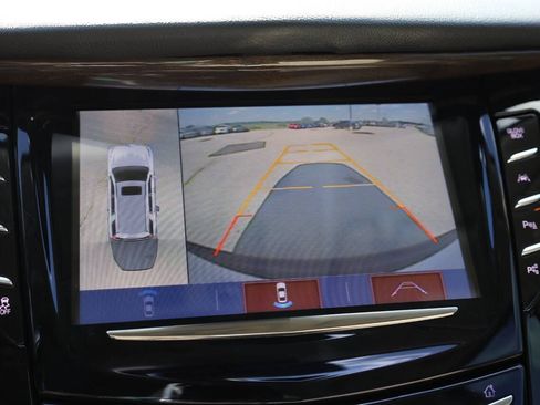 Used 2020 Cadillac Escalade Luxury AWD/4WD image 24