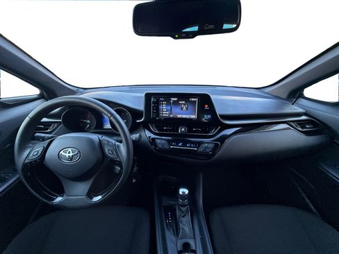 Used 2018 Toyota C-HR XLE image 23