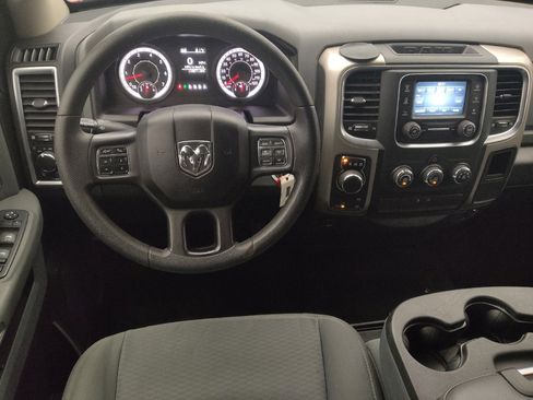 Used 2019 RAM 1500 Classic SLT AWD/4WD image 22