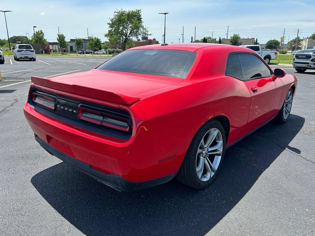 Used 2022 Dodge Challenger R/T RWD image 7