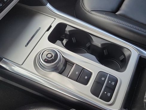Used 2023 Ford Explorer XLT w/ Equipment Group 202A RWD image 30