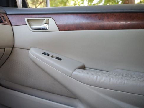 Used 2006 Toyota Solara SE FWD image 15