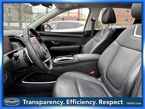 Used 2022 Hyundai Tucson Limited w/ Winter Package image 15