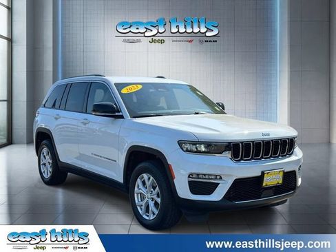 Certified 2023 Jeep Grand Cherokee Limited AWD/4WD image 1
