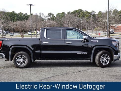 Certified 2025 GMC Sierra 1500 SLT image 9