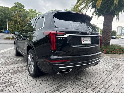 Used 2024 Cadillac XT6 Premium Luxury FWD image 2
