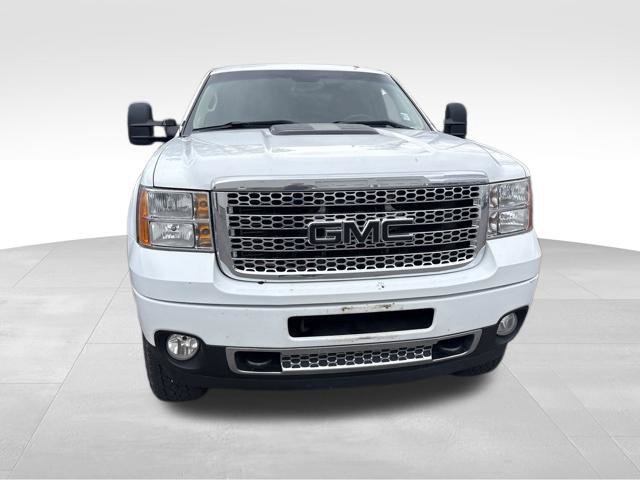 Used 2014 GMC Sierra 2500 Denali AWD/4WD image 15